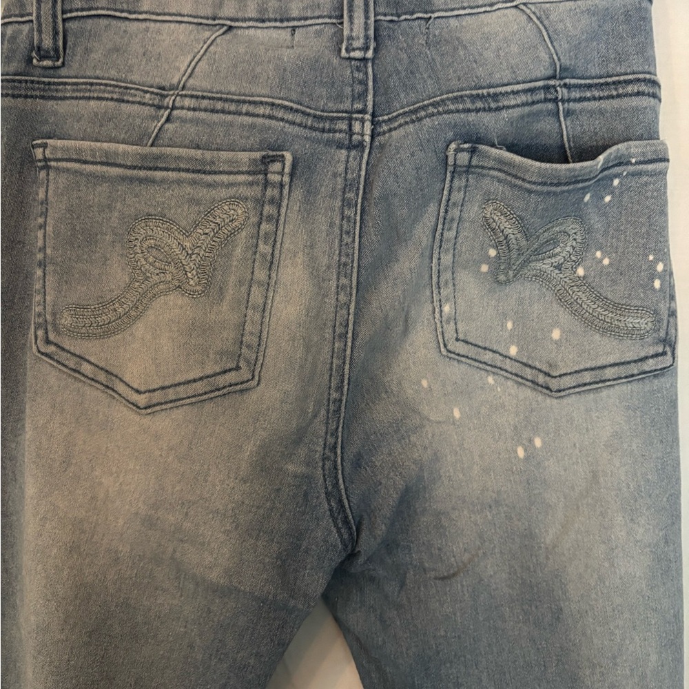 Distressed Light Blue Jeans - Picture 4 of 5
